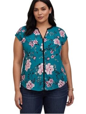 Torrid Floral Sleeveless Georgette Contrast Piping Blouse Size M/L (Torrid 00)